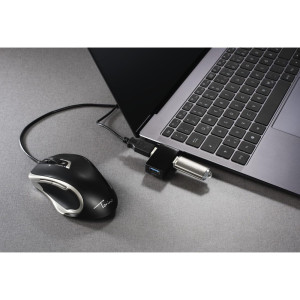 USB-C хъб 1:3 HAMA Pocket, 1 x USB-A 3.1, 2 x USB-A 2.0, Черен